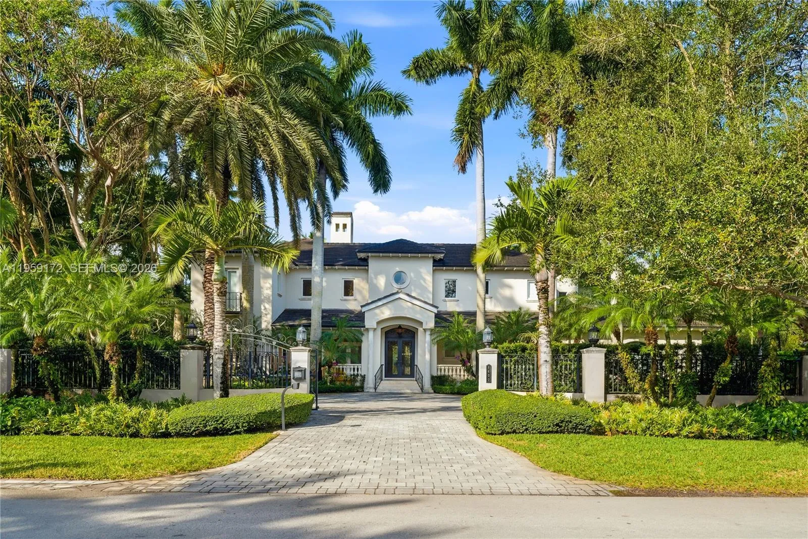 7 bedroom 6 bath for sale at 8400 SW 52nd Ave, Miami FL 33143