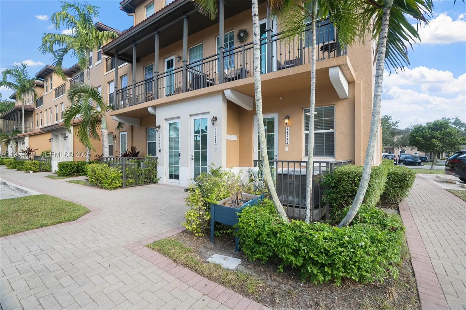 14774 SW 10th St # 10502, Pembroke Pines FL 33027