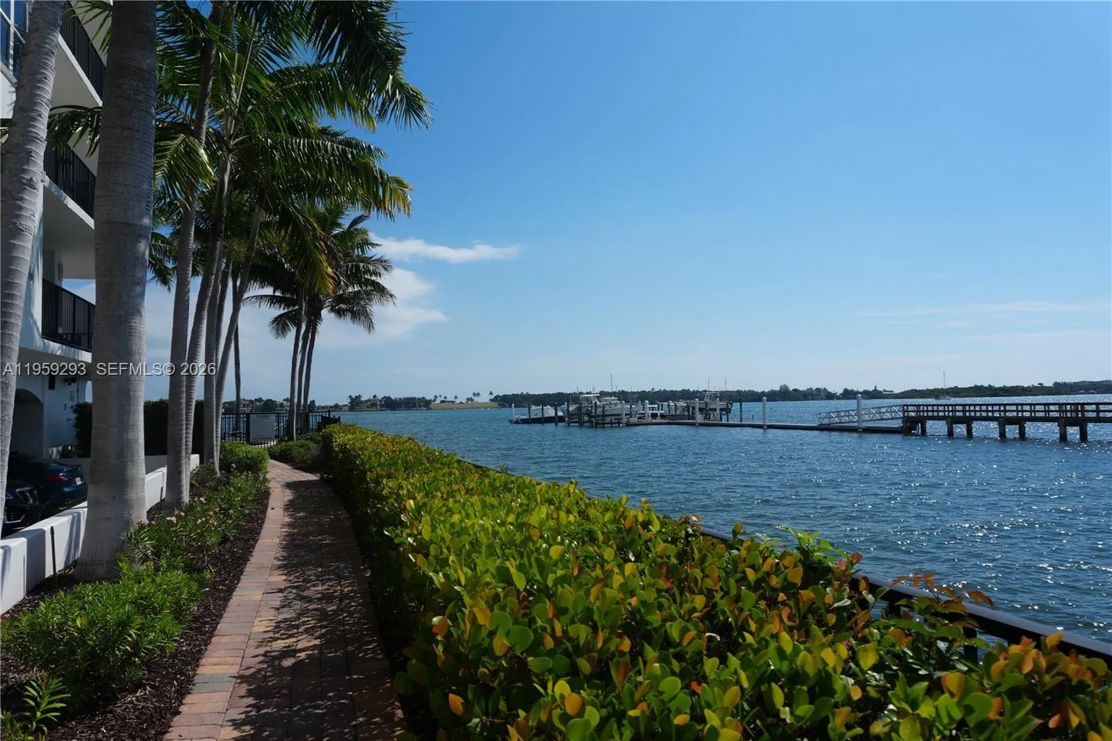 4 bedroom 3 bath for sale at 2690 N Federal Hwy # 65, Boynton Beach FL 33435