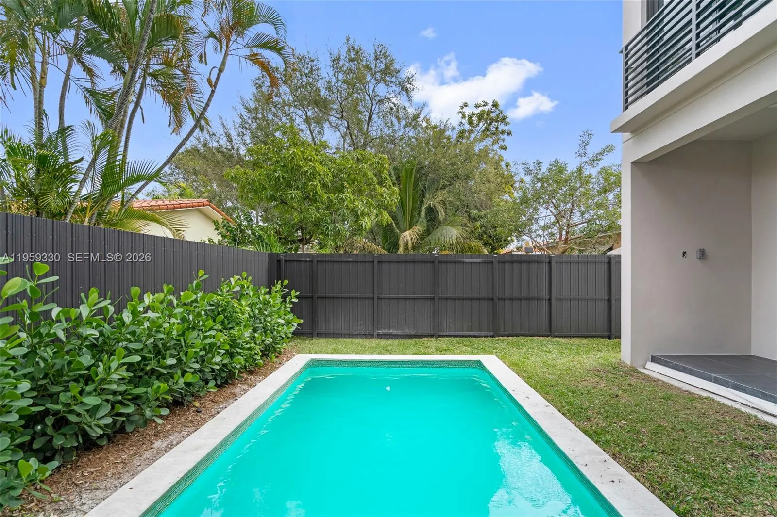 1431 SW 20th St, Miami FL 33145