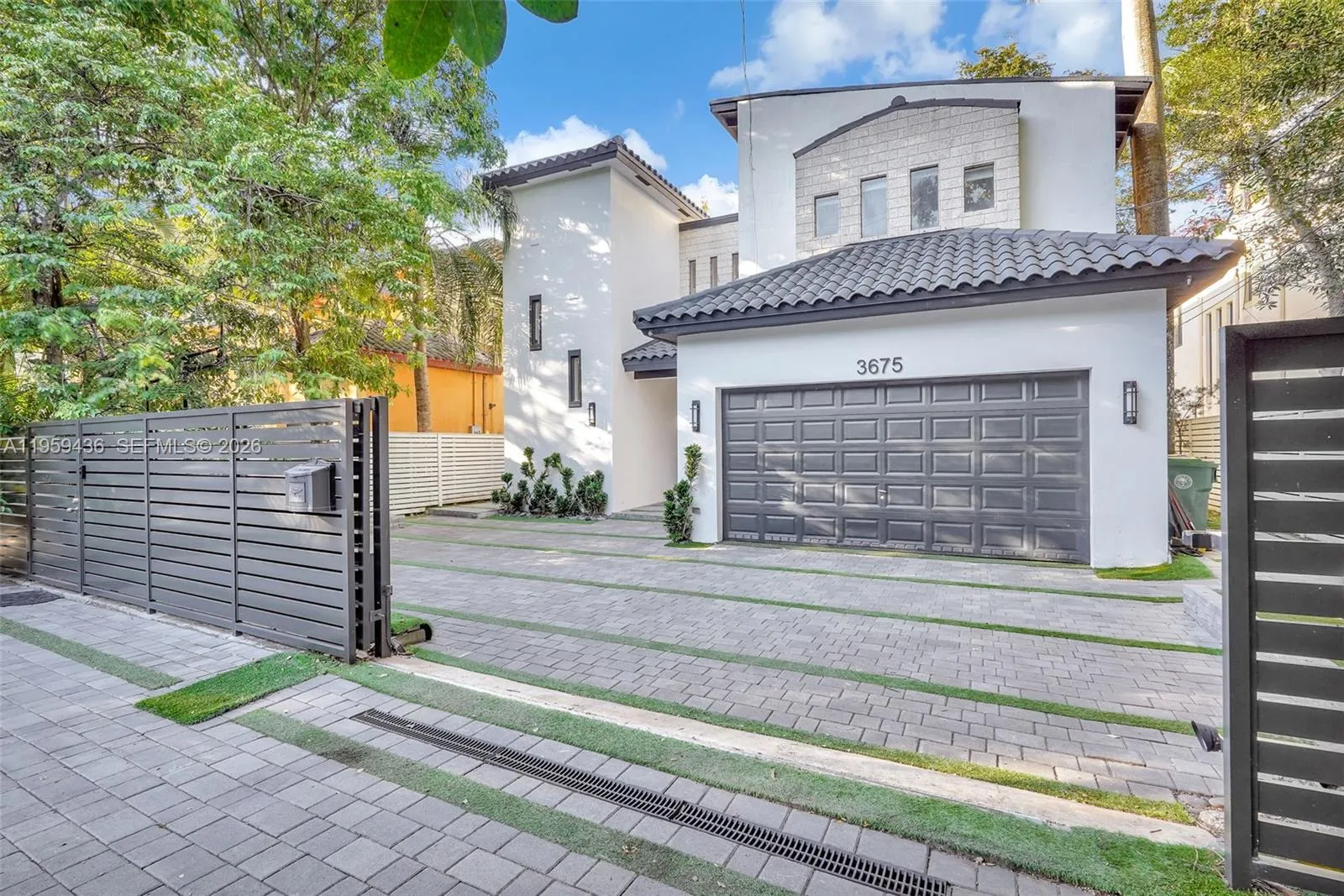 3675 Loquat Ave, Miami FL 33133