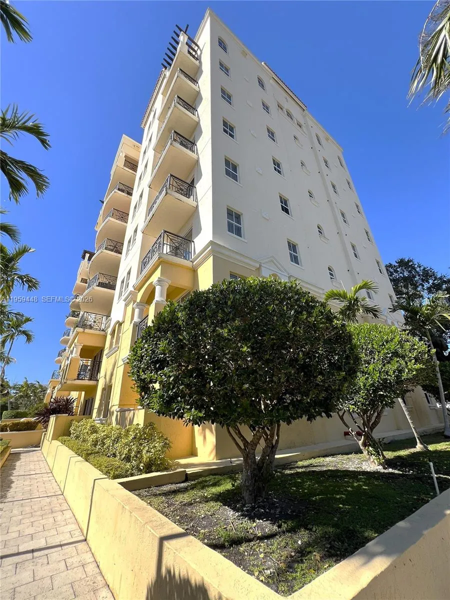 101 Sidonia Ave # 304, Coral Gables FL 33134