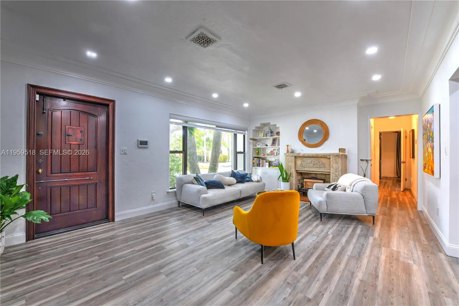 110 N 16th Ave, Hollywood FL 33020