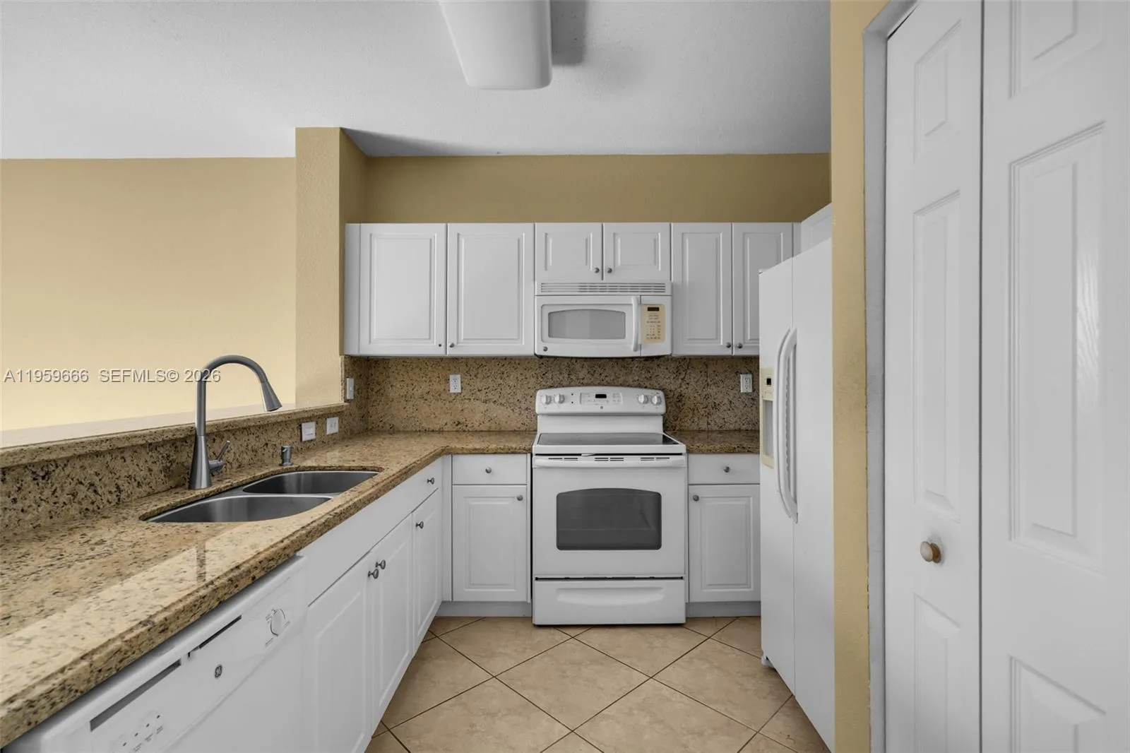 3064 SE 1st Dr # 7, Homestead FL 33033