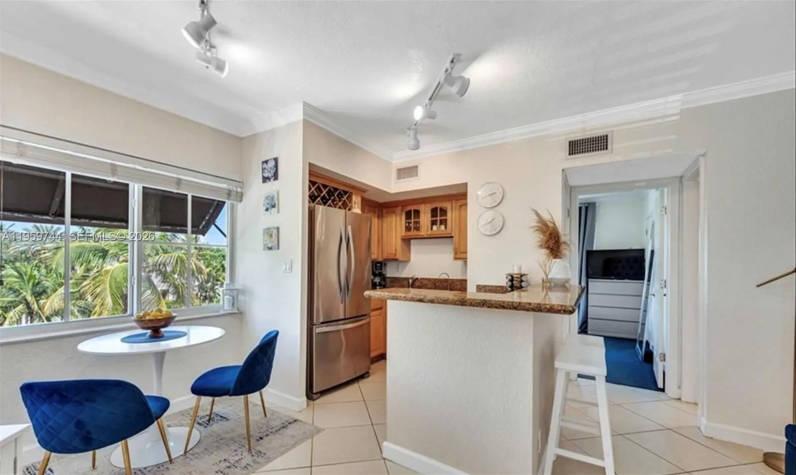 1 bedroom 1 bath for sale at 924 SE 2nd St # 19, Fort Lauderdale FL 33301