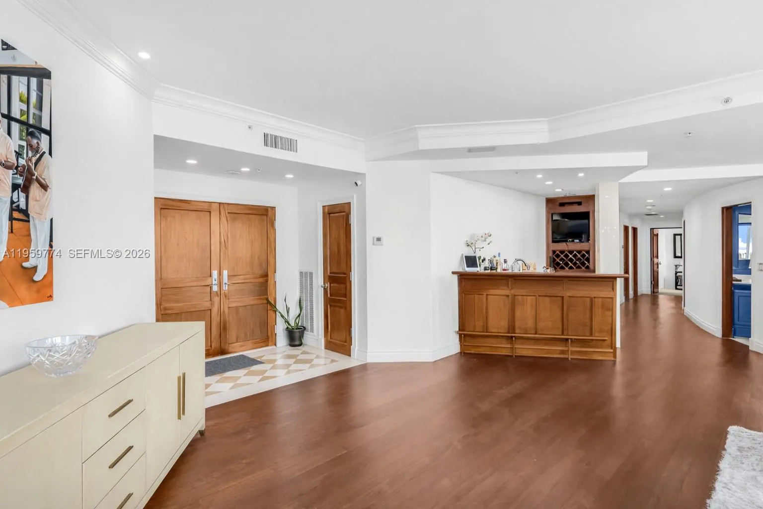 1900 Sunset Harbour Dr, Miami Beach FL 33139