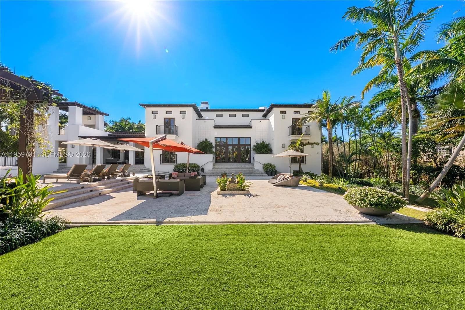 555 Arvida Pkwy, Coral Gables FL 33156