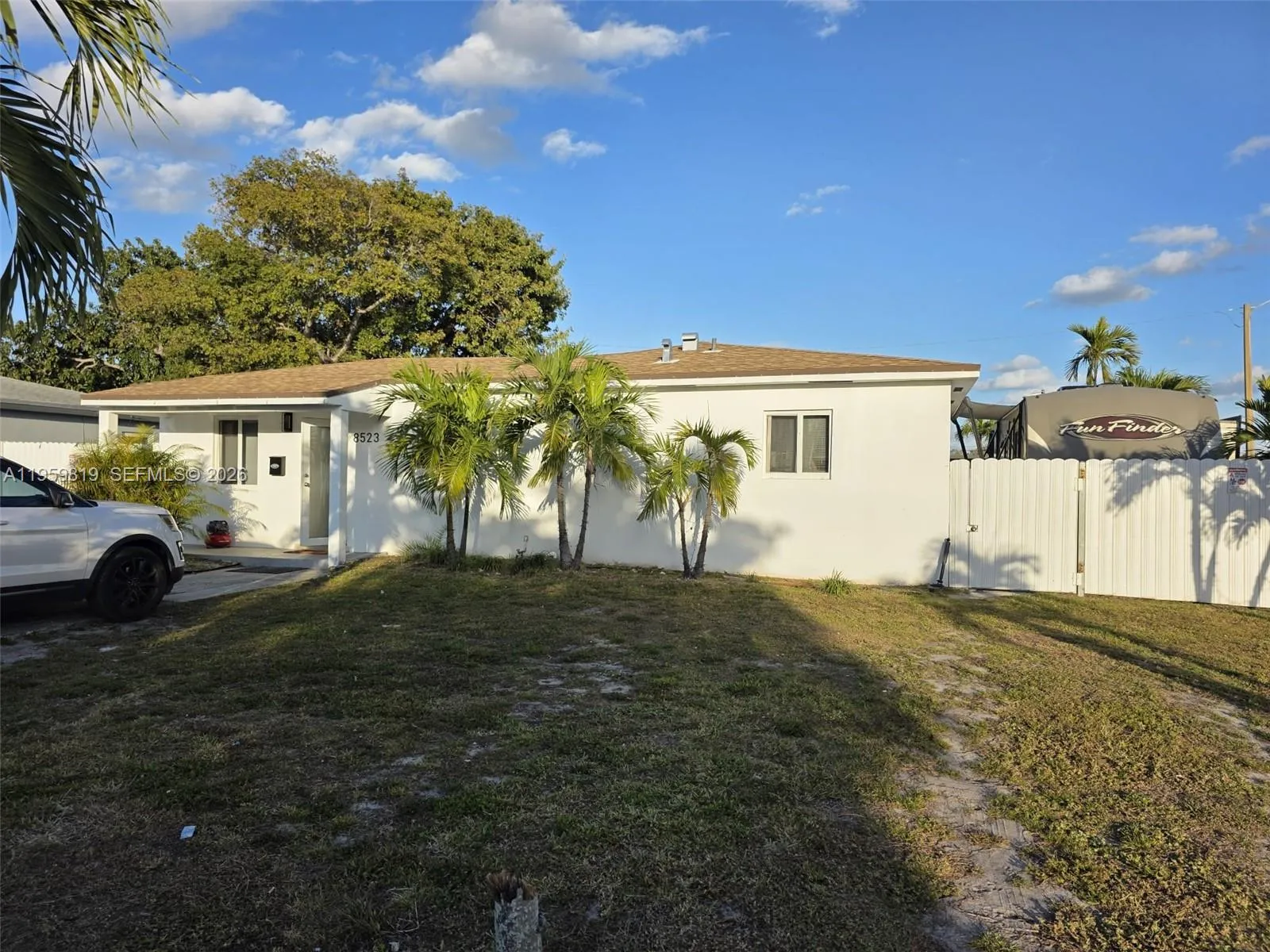 8523 NW 35th Pl, Miami FL 33147