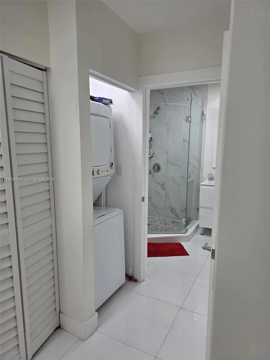 8523 NW 35th Pl, Miami FL 33147