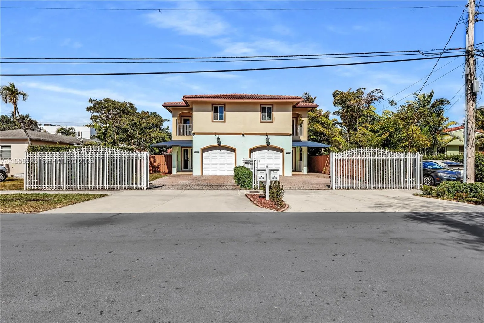 4025 SW 10th St, Miami FL 33134