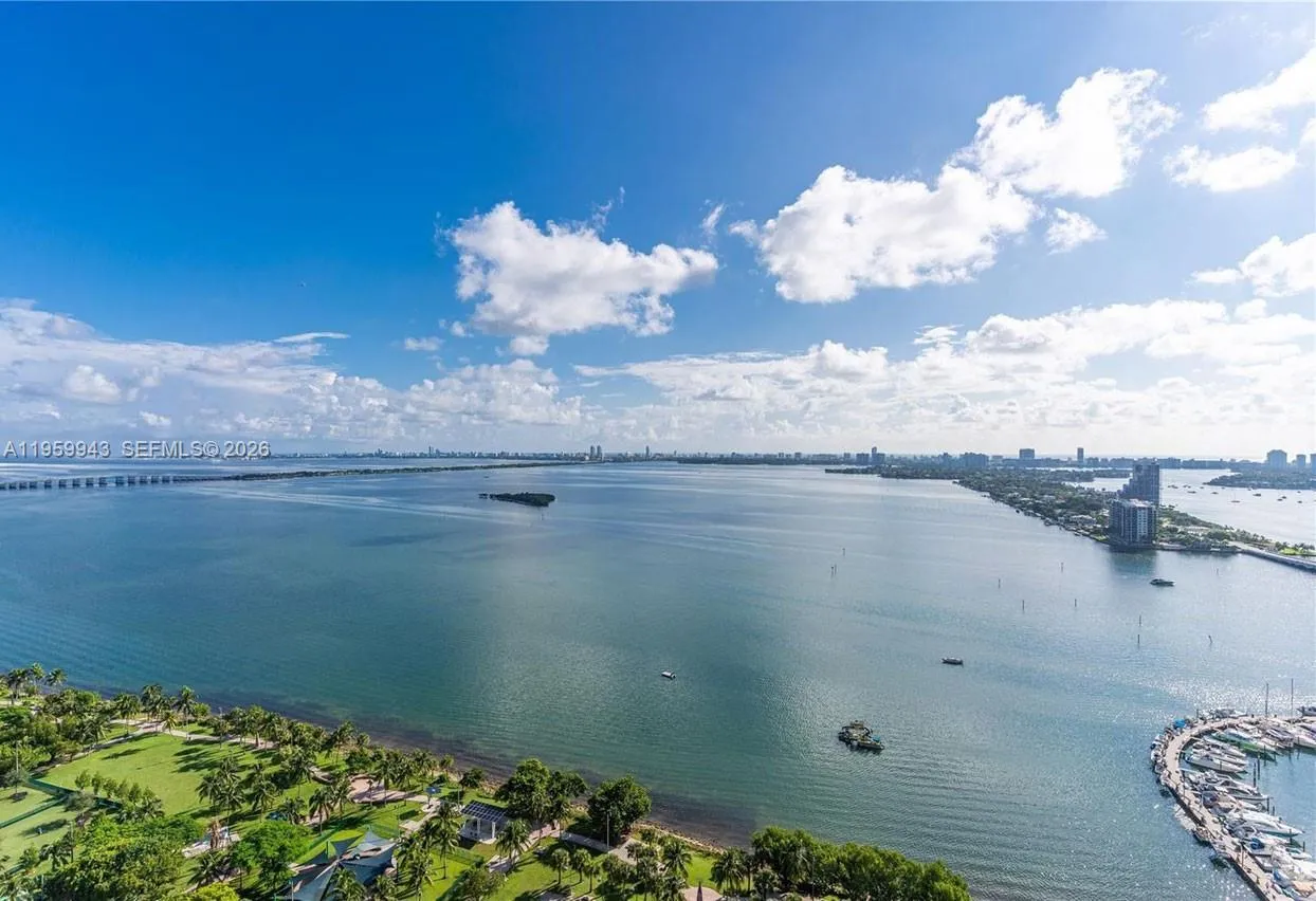 1750 N Bayshore Dr # 3301, Miami FL 33132
