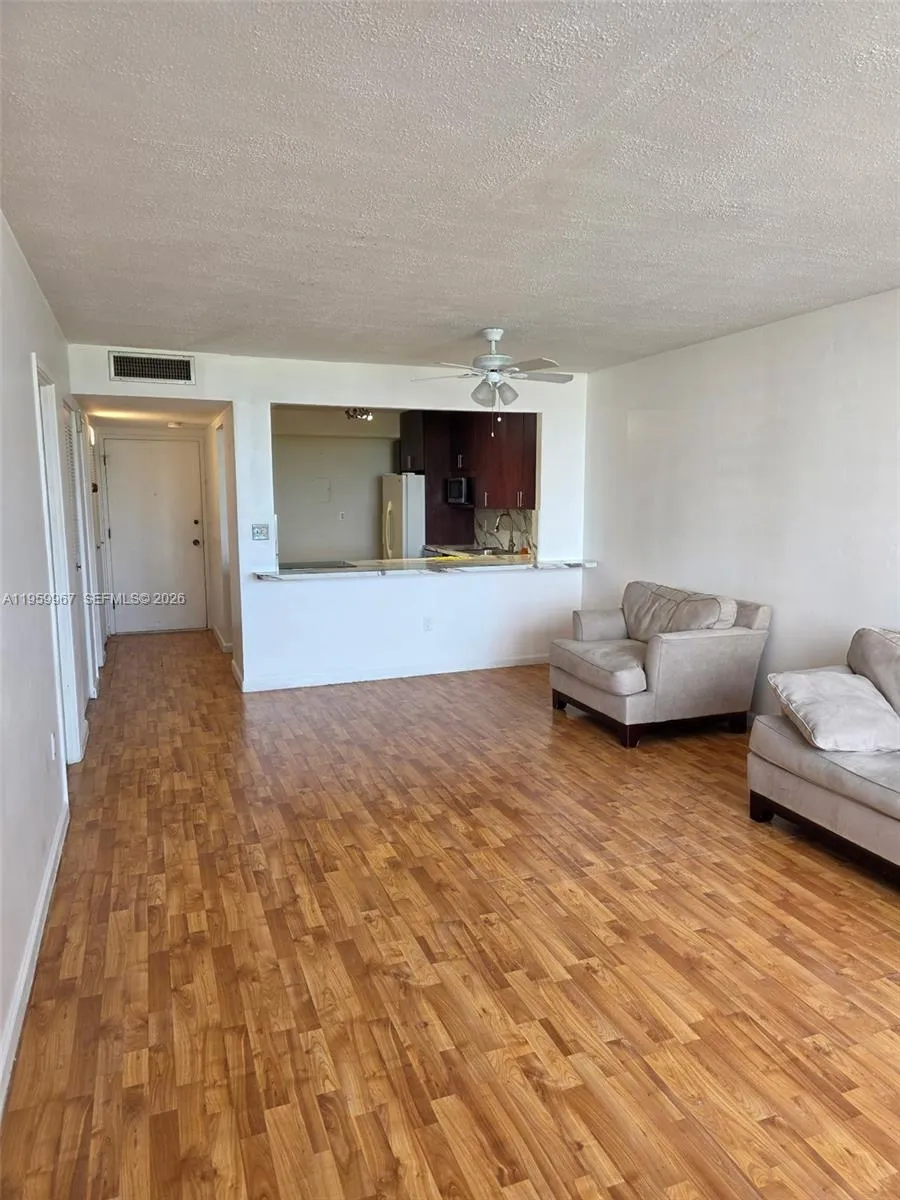 1351 NE Miami Gardens Dr # 501E, Miami FL 33179