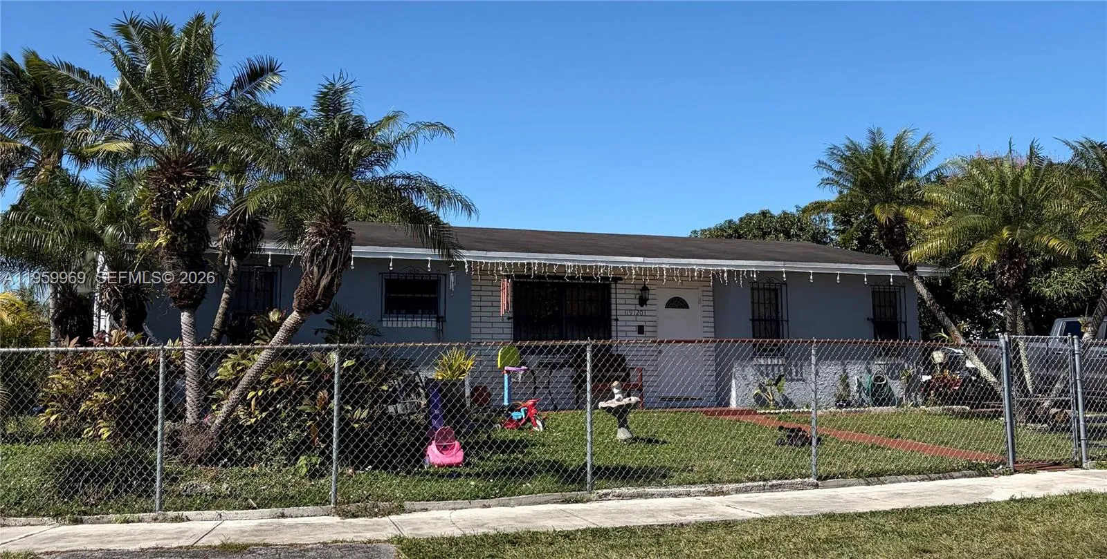 4 bedroom 2 bath for sale at 19120 SW 119th Ave, Miami FL 33177