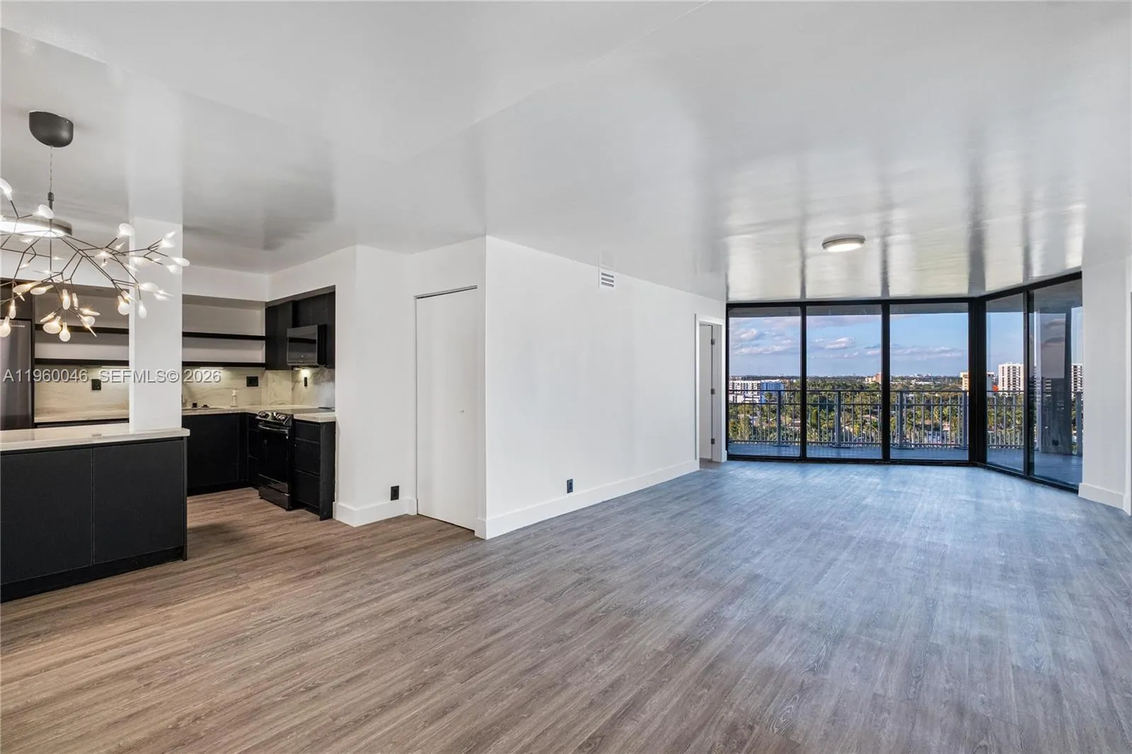 4000 Towerside Ter # 1509, Miami FL 33138