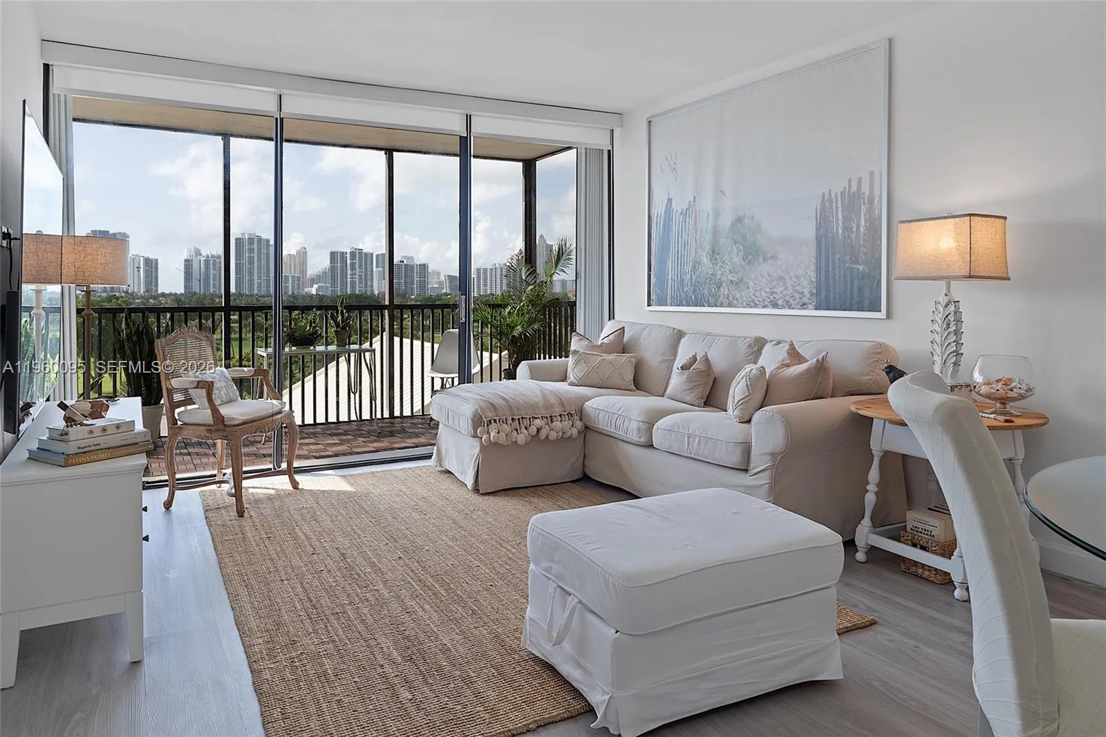 2 bedroom 2 bath for sale at 20301 W Country Club Dr # 728, Aventura FL 33180