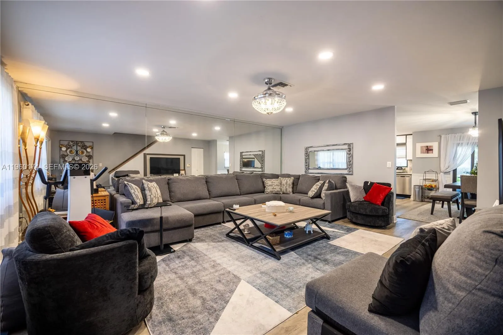 898 NW 47th St, Deerfield Beach FL 33064