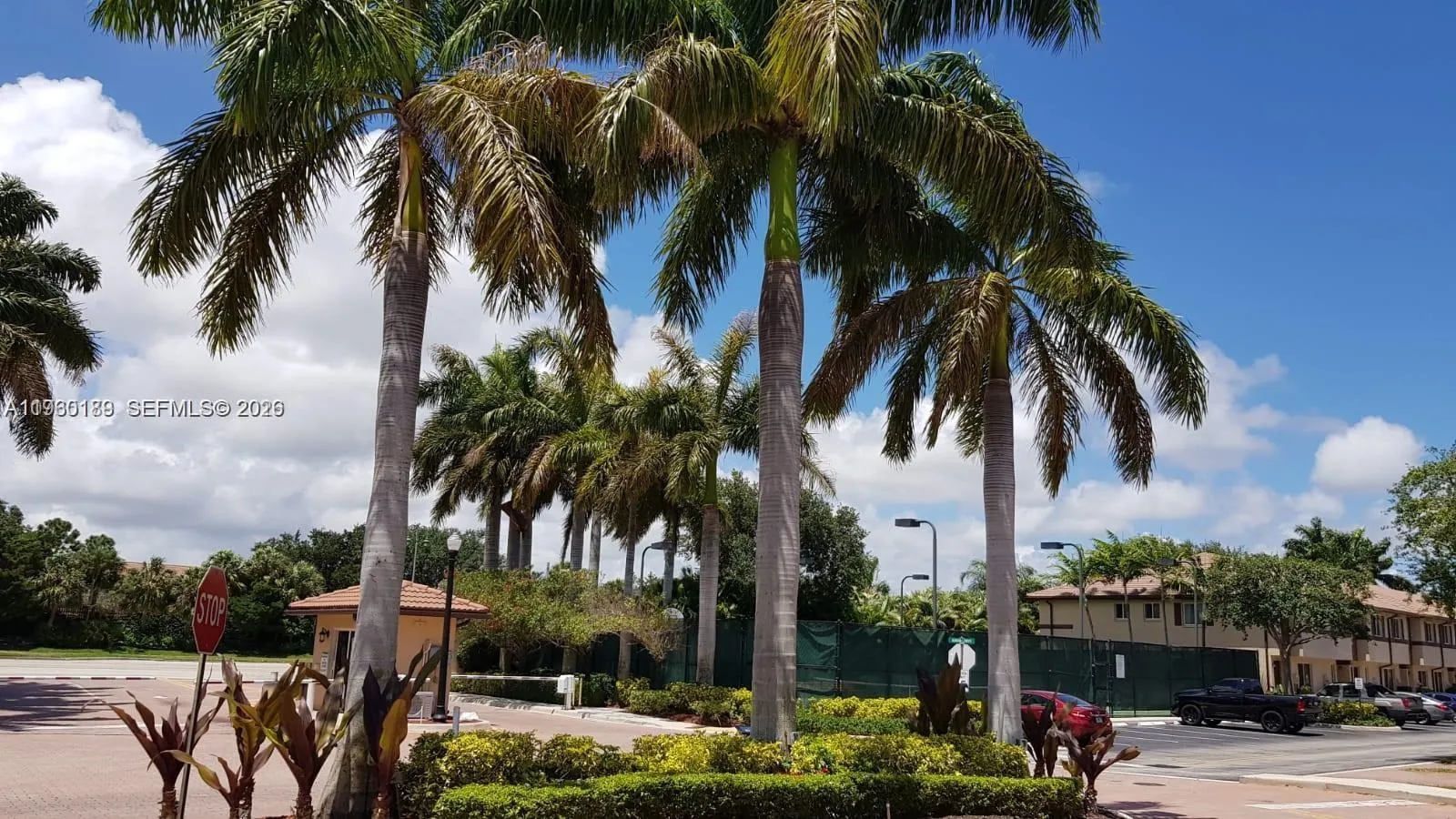 3525 Sonoma Dr, Riviera Beach FL 33404