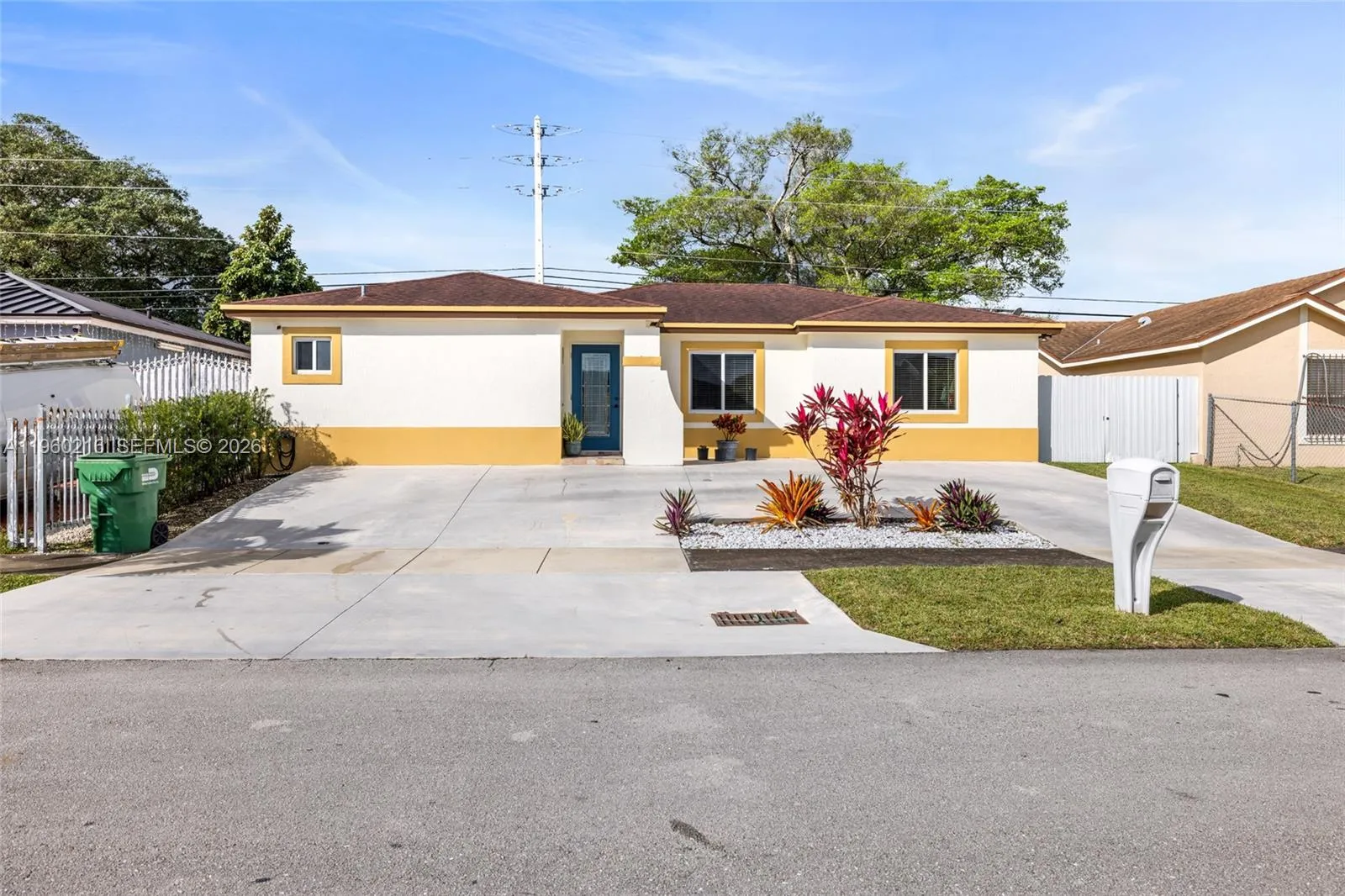 20814 SW 126th Ct, Miami FL 33177