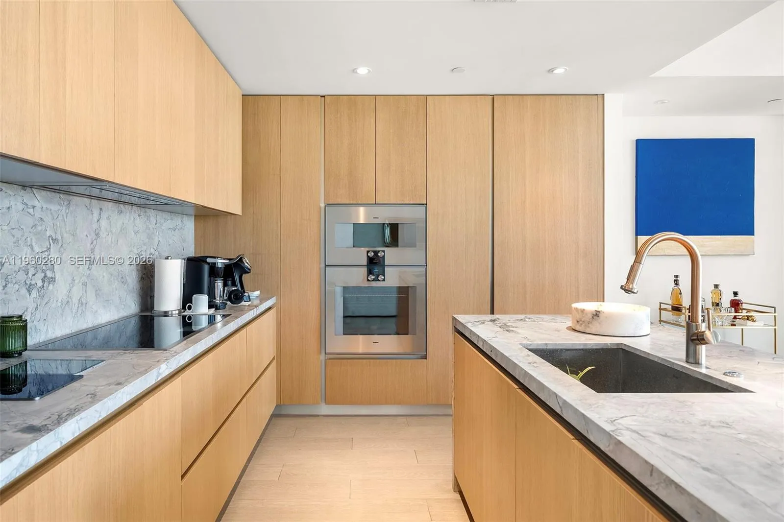500 Alton # 2203, Miami Beach FL 33139