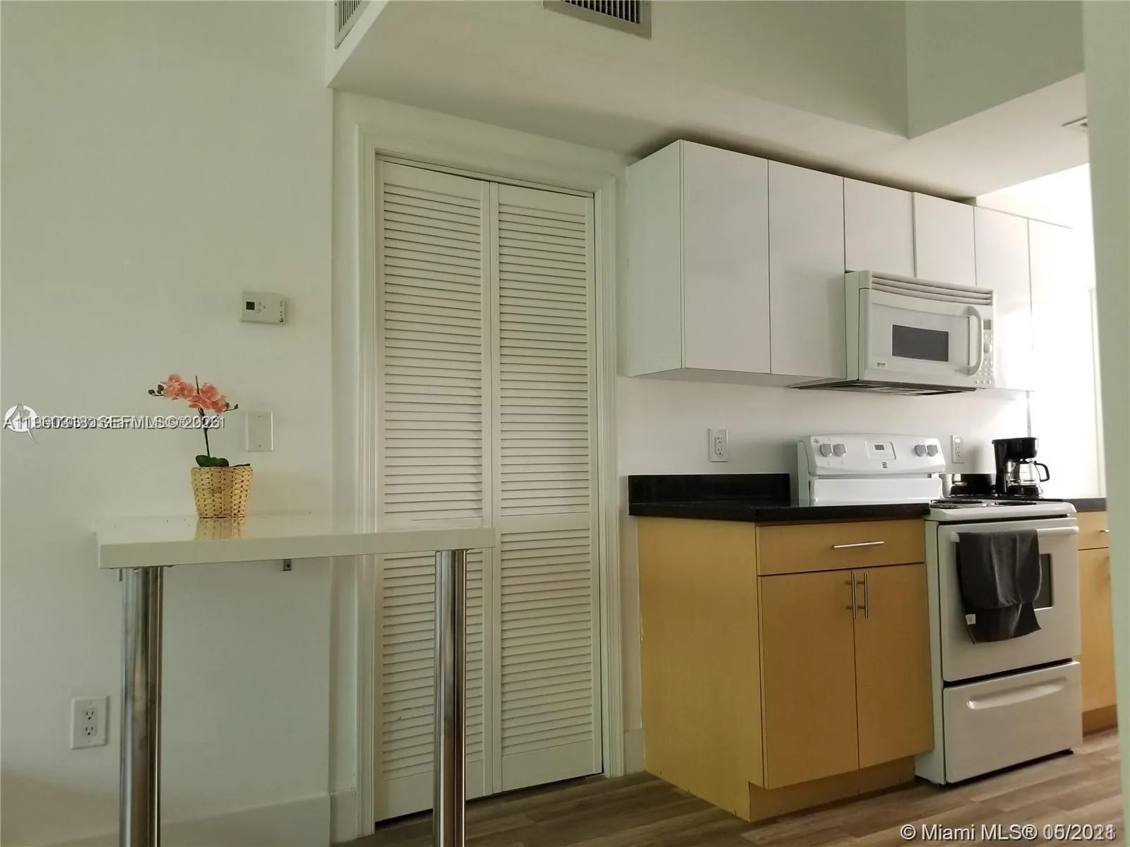 1045 Meridian Ave # 4, Miami Beach FL 33139