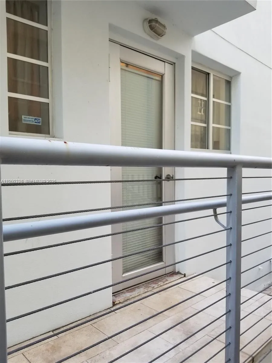 1045 Meridian Ave # 5, Miami Beach FL 33139