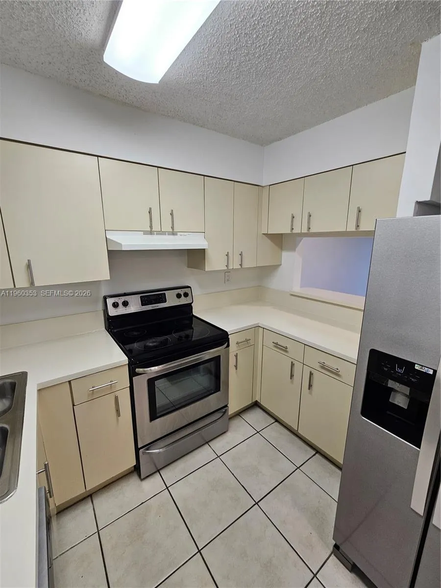 14951 SW 82nd Ln # 504, Miami FL 33193