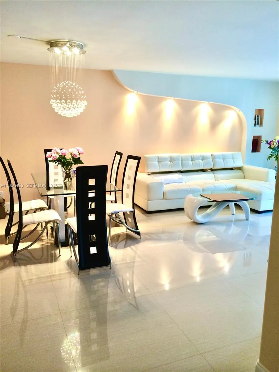 319 NE 14th Ave # 602, Hallandale Beach FL 33009