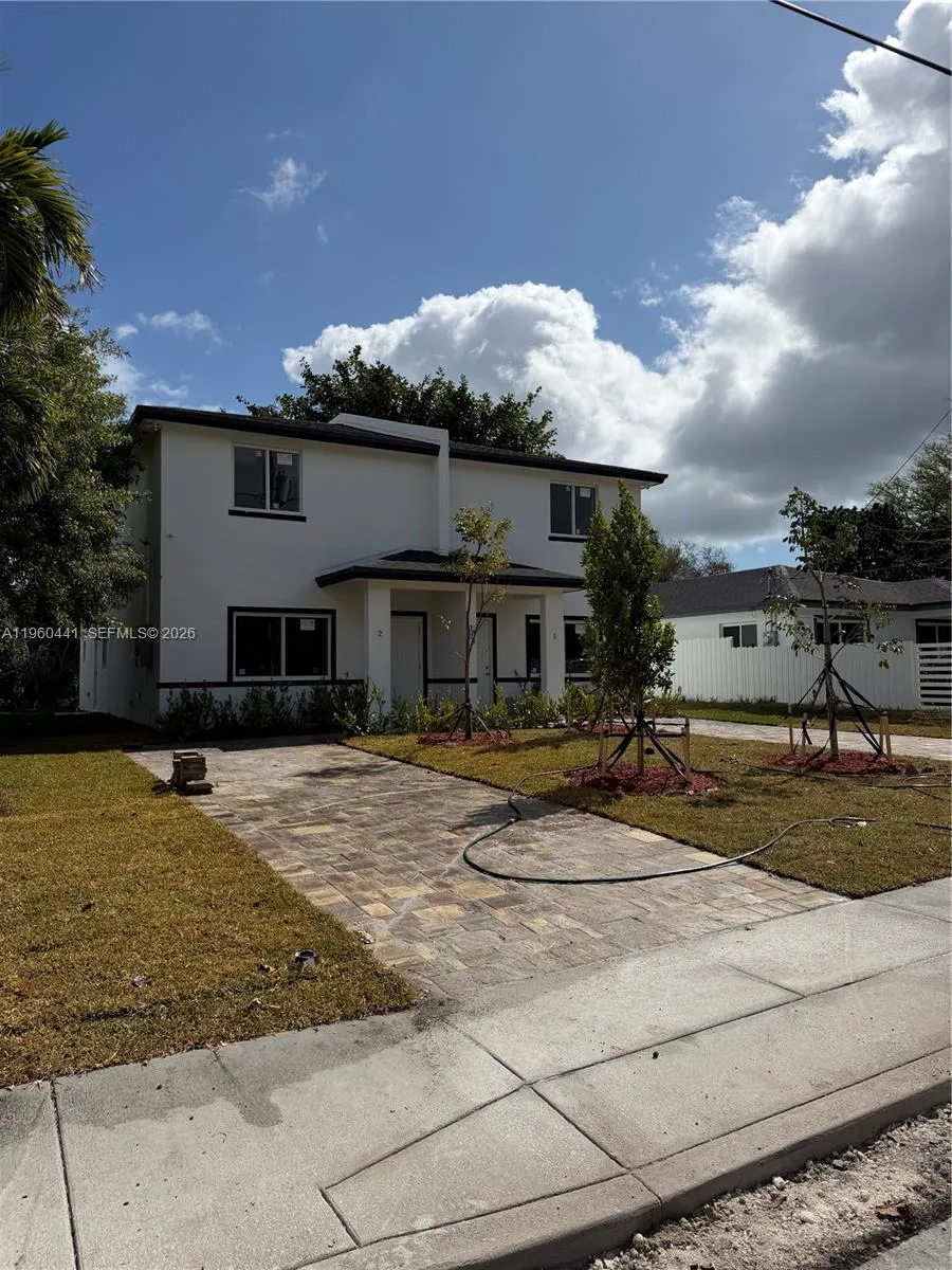 7823 NW 5th Ave, Miami FL 33150