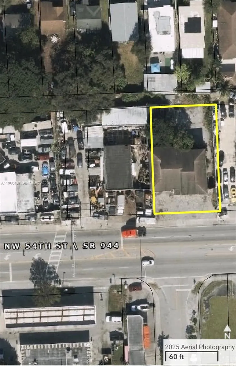 3067 NW 54th St, Miami FL 33142