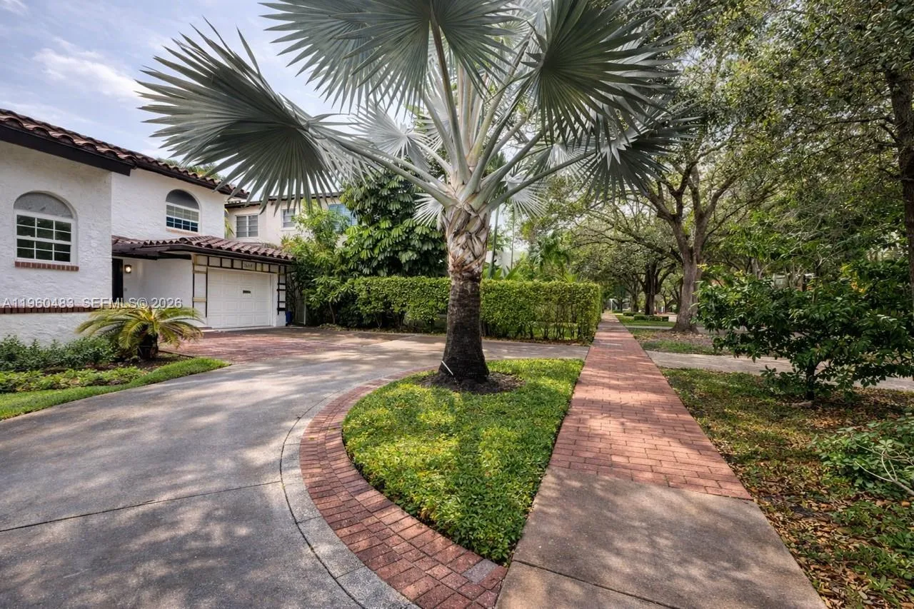 3614 Anderson Rd, Coral Gables FL 33134