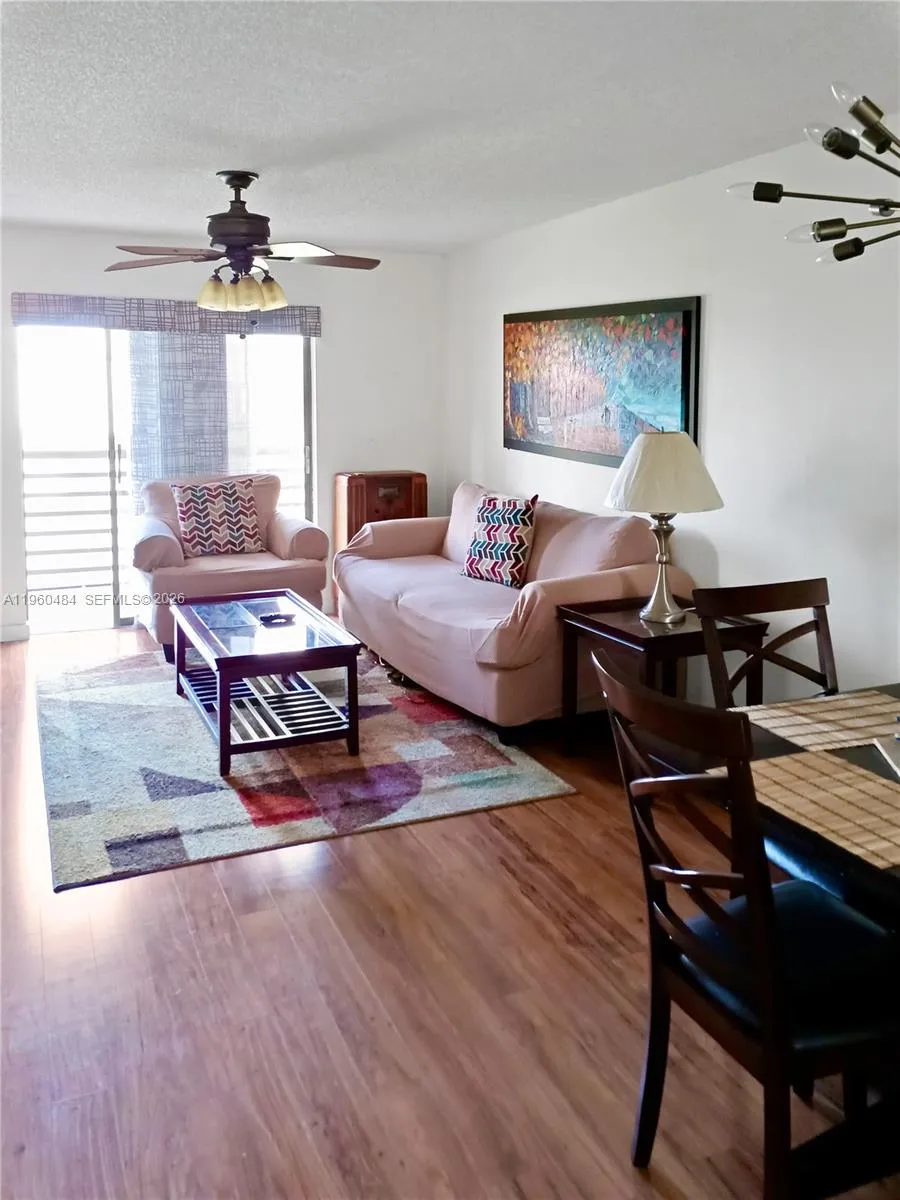 10402 Sunrise Lakes Blvd # 201, Sunrise FL 33322