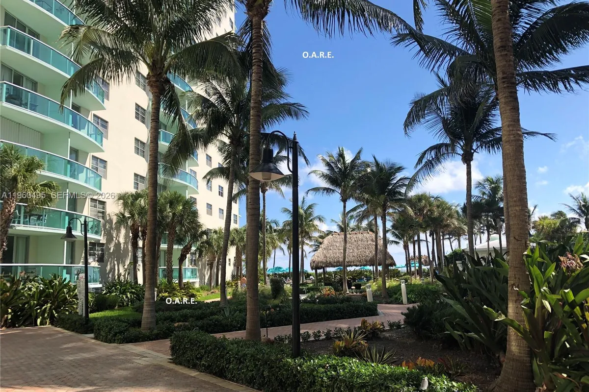 3901 S Ocean Dr # 2J, Hollywood FL 33019