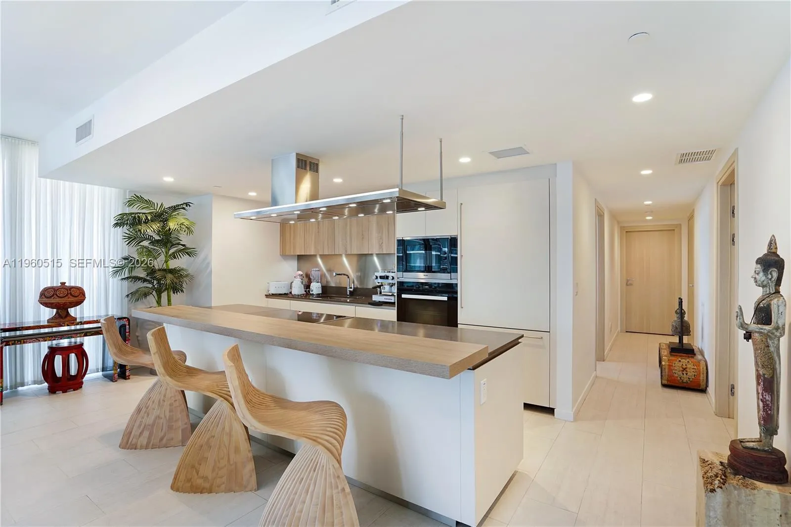 1000 Brickell Plz # 1902, Miami FL 33131