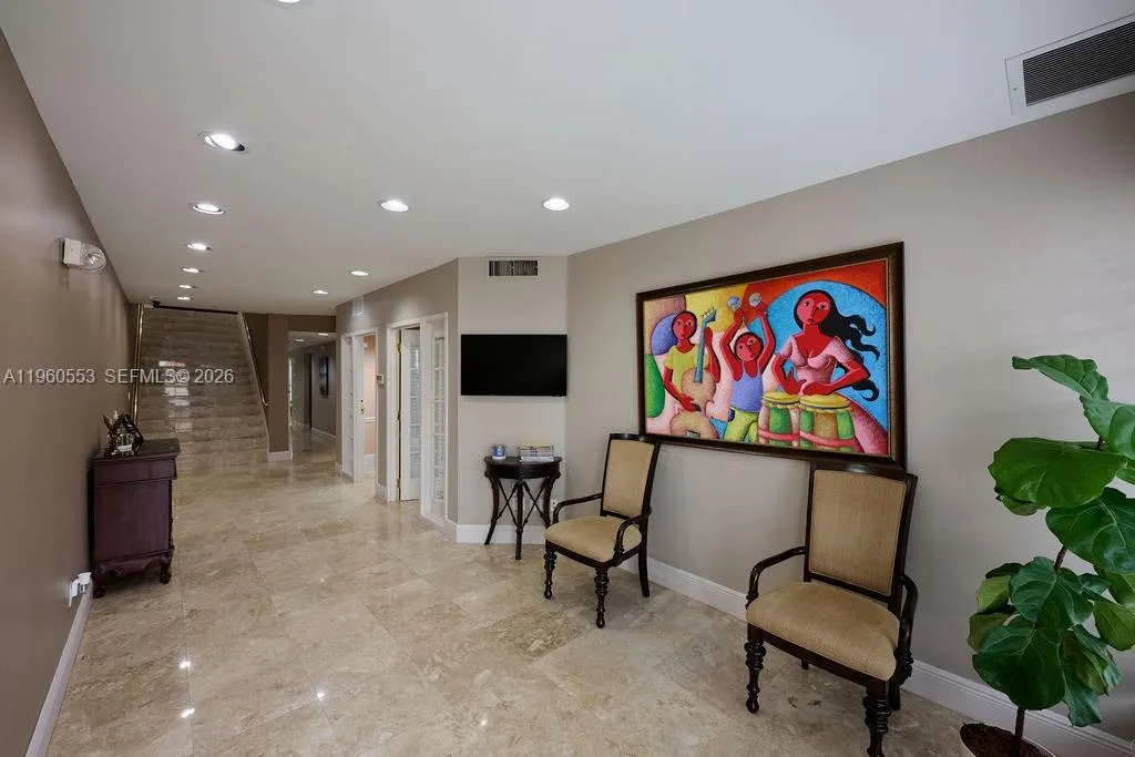 355 Palermo Ave, Coral Gables FL 33134