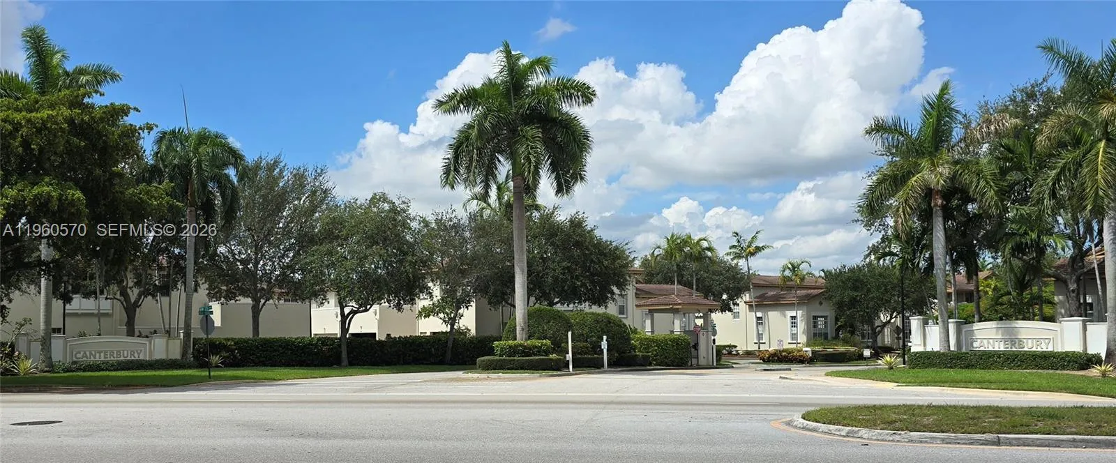2520 NW 4th St, Boynton Beach FL 33426