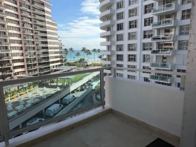 5161 Collins Ave # 703, Miami Beach FL 33140