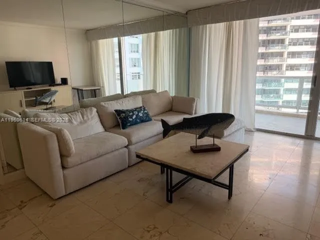 5161 Collins Ave # 703, Miami Beach FL 33140