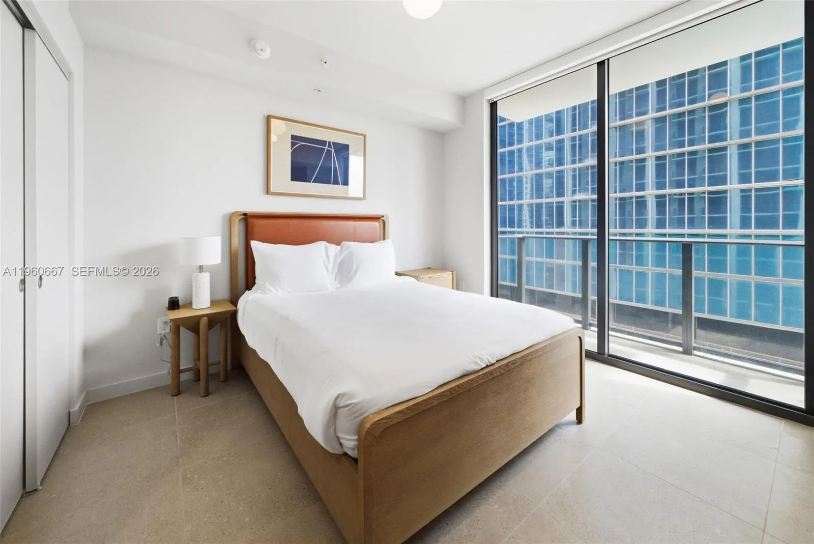 1 bath for sale at 11 NE 6 # 1802, Miami FL 33132