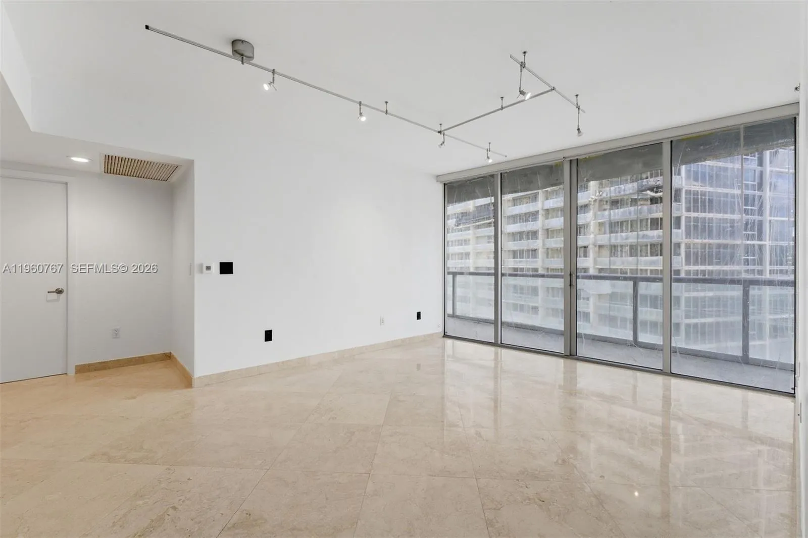 475 Brickell Ave # 3513, Miami FL 33131