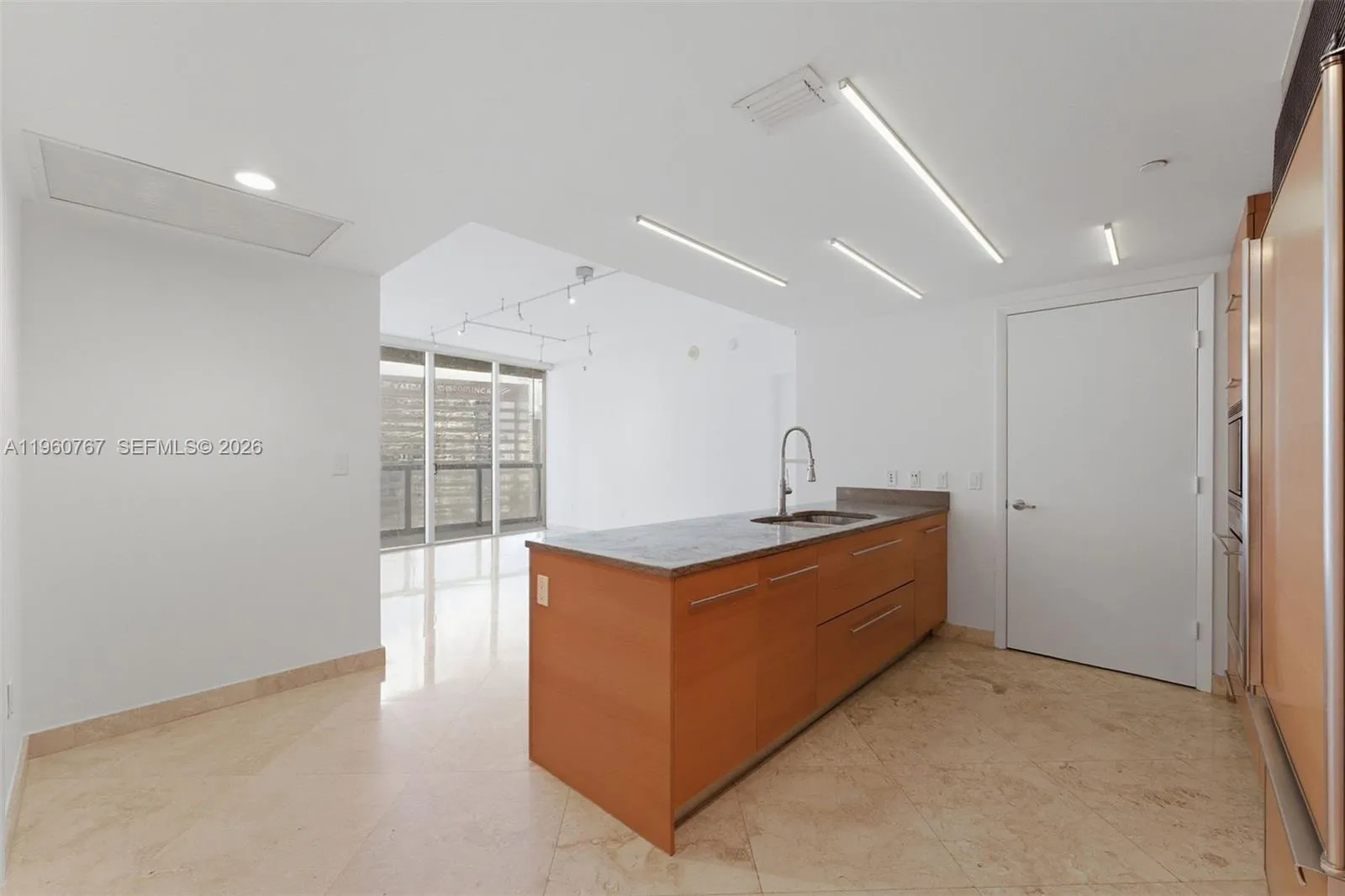 475 Brickell Ave # 3513, Miami FL 33131