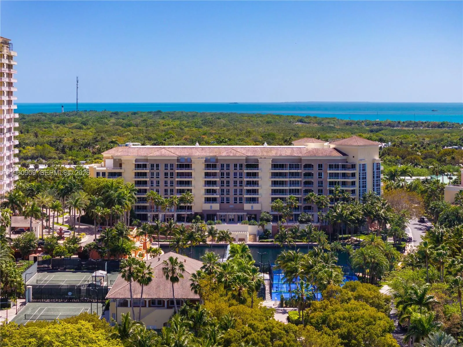765 Crandon Blvd # 306, Key Biscayne FL 33149