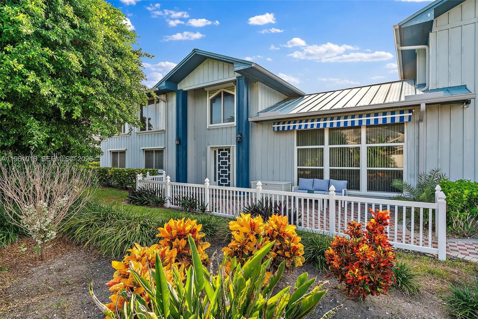 219 Colony Rd, Jupiter Inlet Colony FL 33469