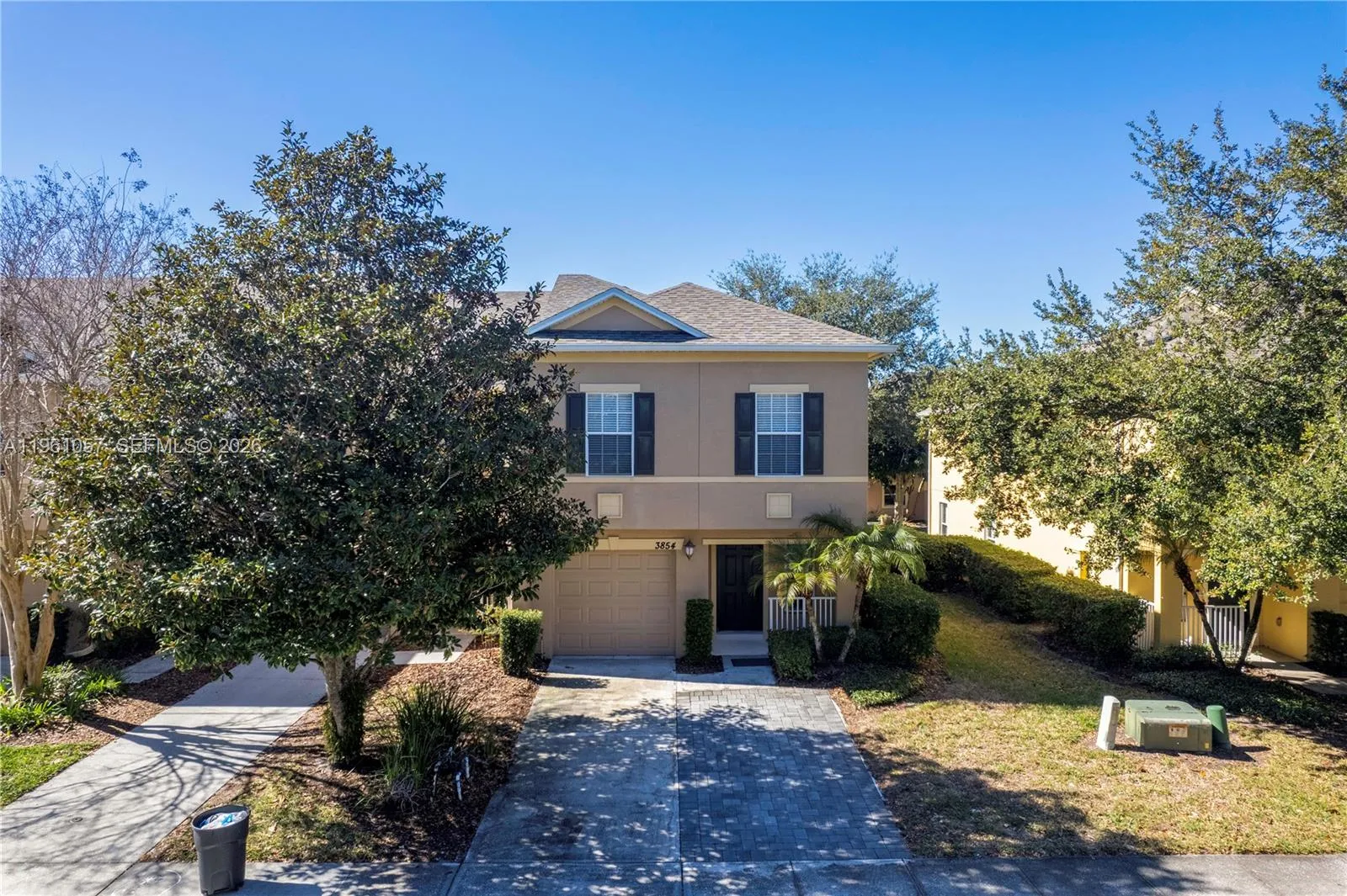 3 bedroom 2 bath for sale at 3854 Shaftbury Pl, Other City - In The State Of Florida FL 32765