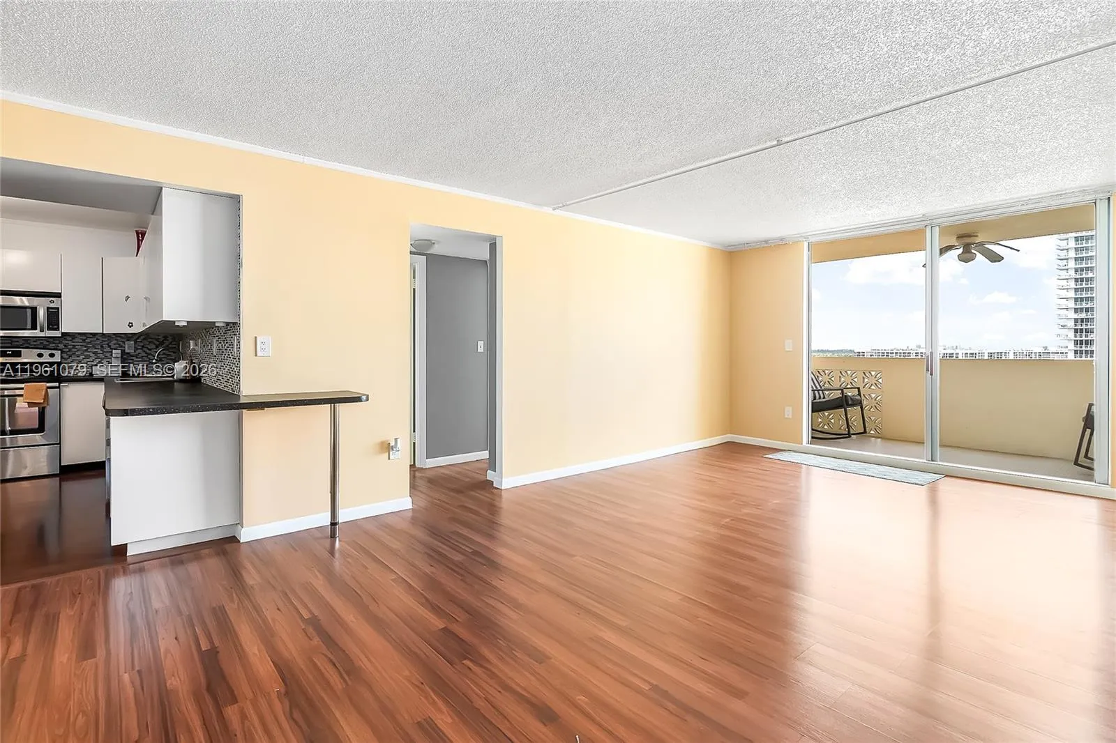 1833 S Ocean Dr # 1407, Hallandale Beach FL 33009