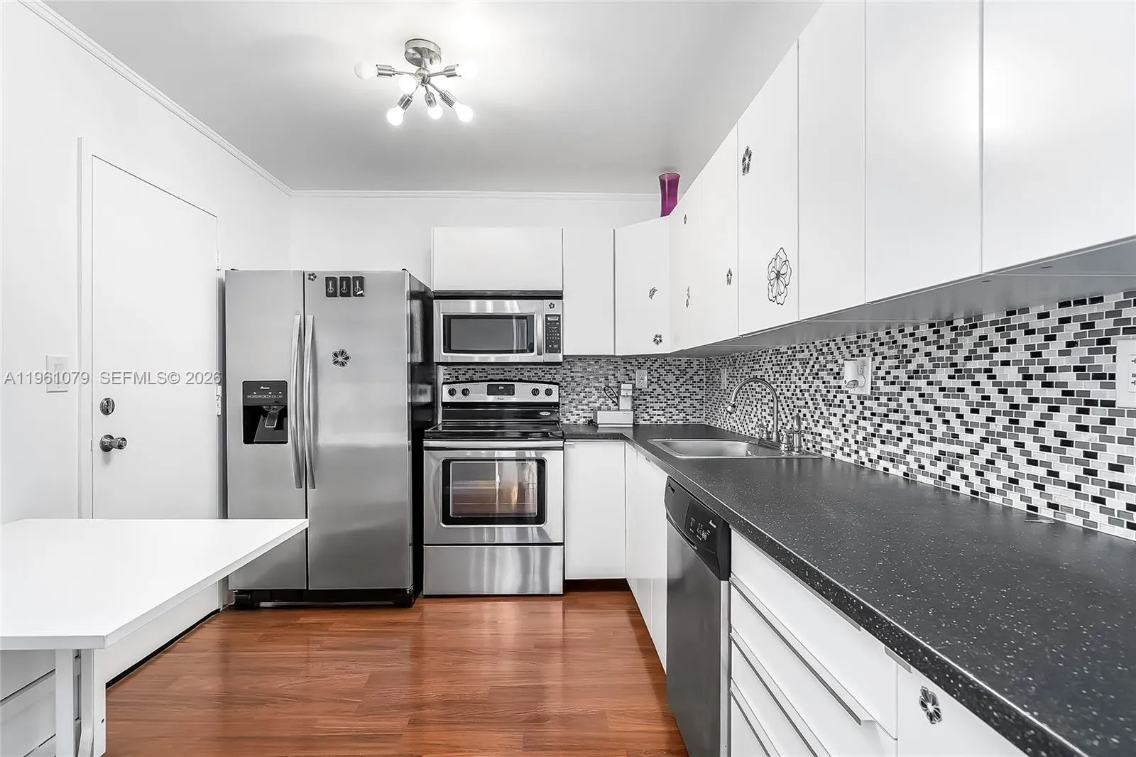 1833 S Ocean Dr # 1407, Hallandale Beach FL 33009