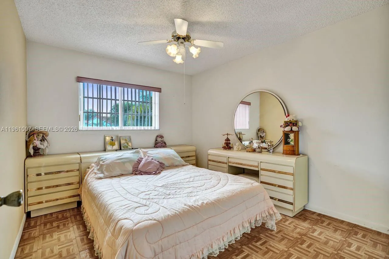 10190 SW 138th Ct, Miami FL 33186