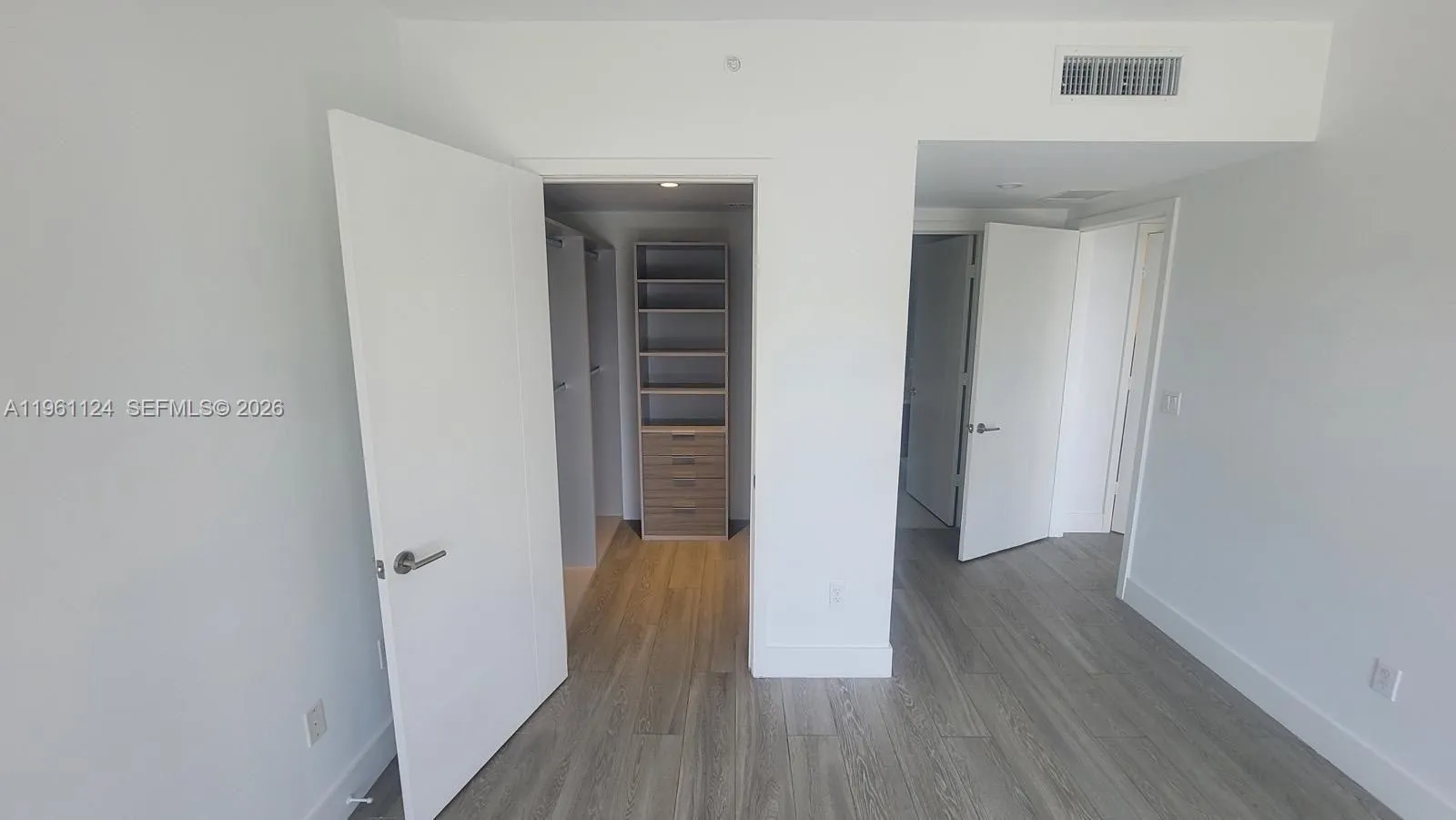 1010 SW 2nd Ave # 1901, Miami FL 33130