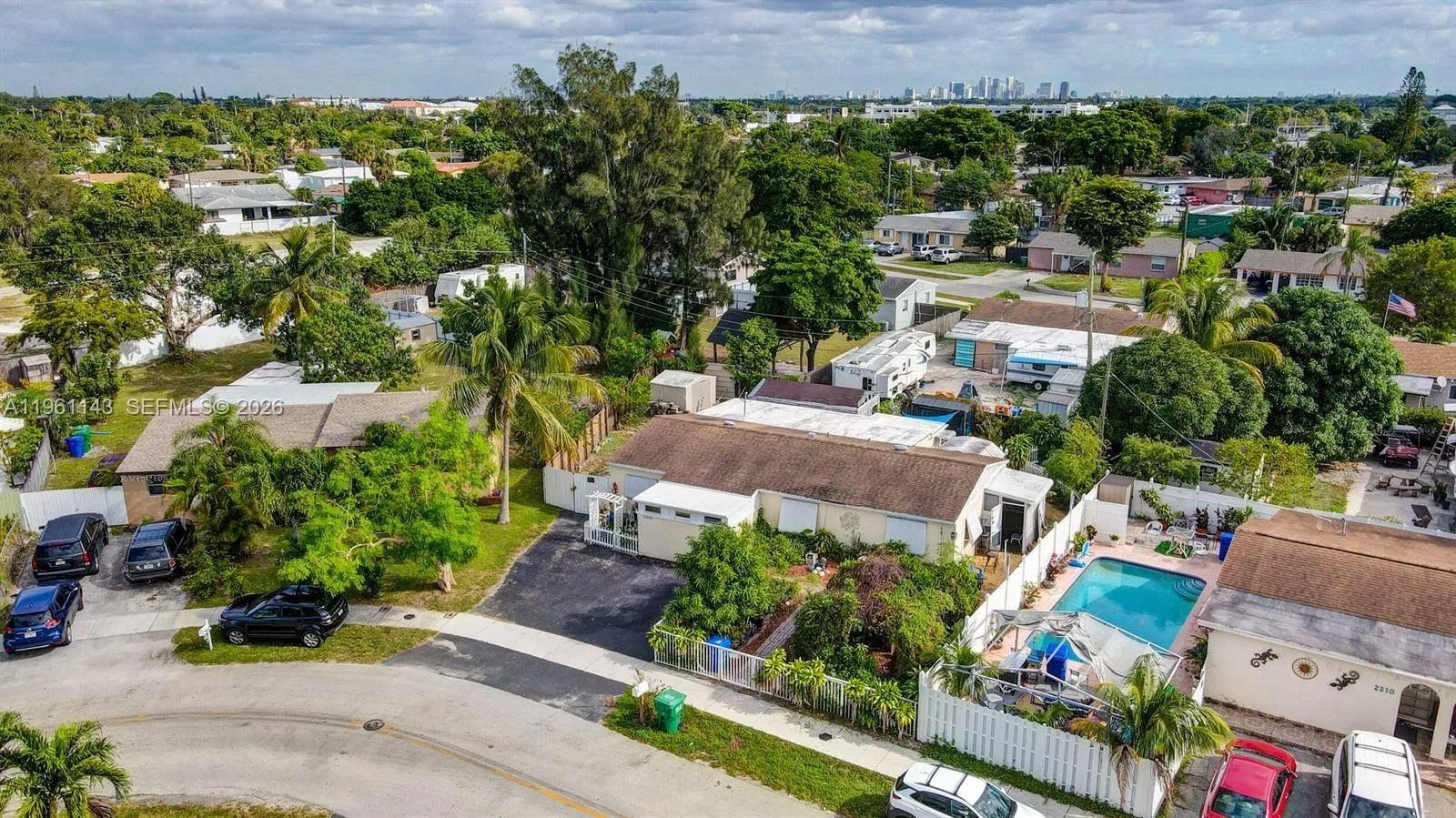 2200 SW 42nd Way, Fort Lauderdale FL 33317