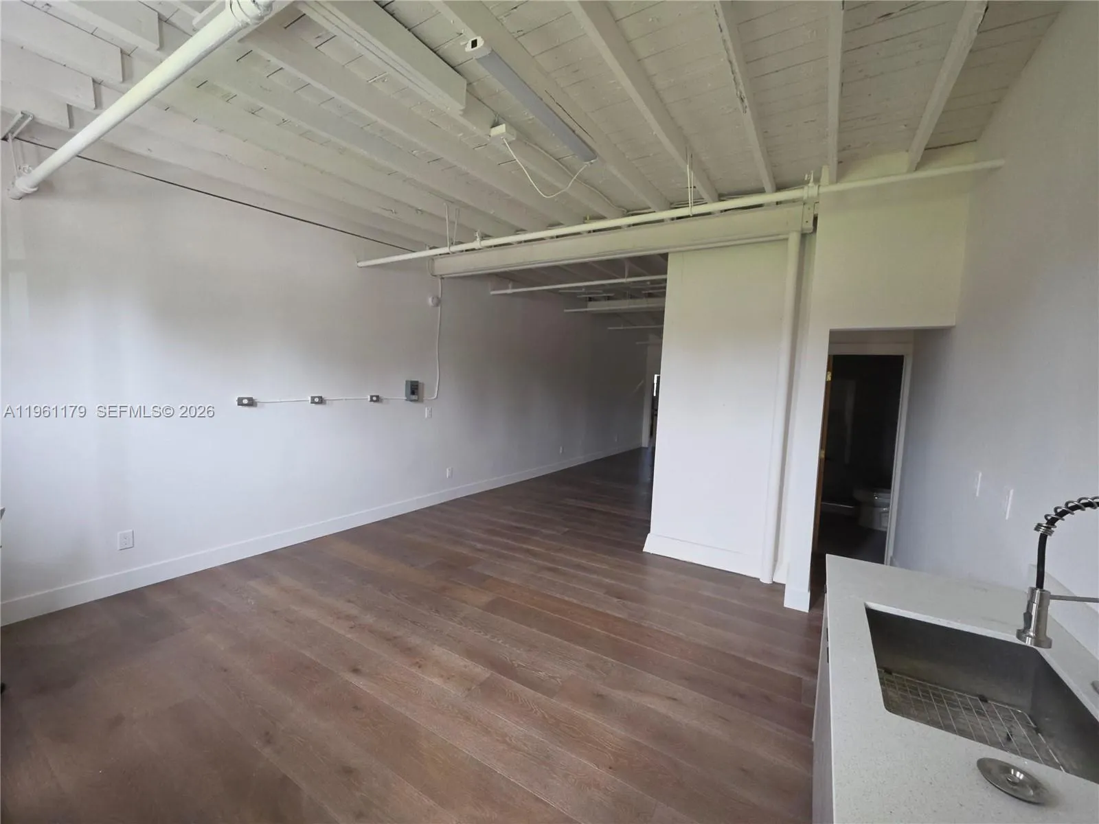 164 NW 20th St # 202, Miami FL 33127