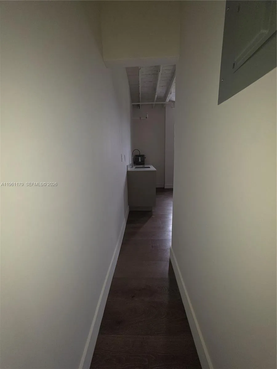 164 NW 20th St # 202, Miami FL 33127